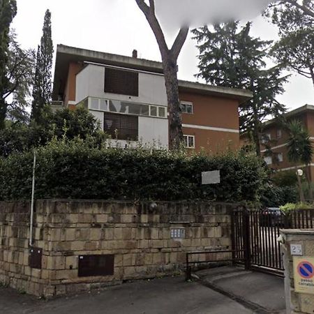 Апартаменти Monolocale A Mostacciano Рим Екстер'єр фото