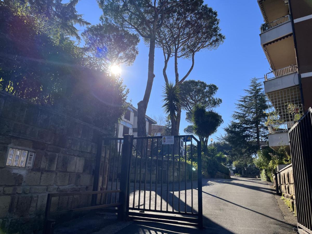 Апартаменти Monolocale A Mostacciano Рим Екстер'єр фото